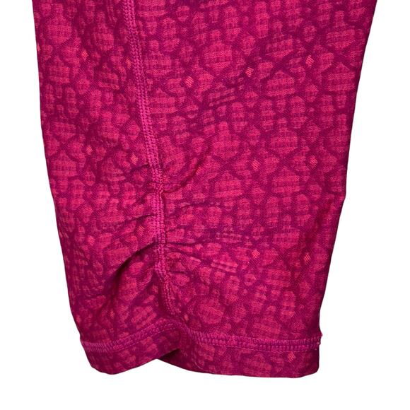 PrAna Medium Misty Knicker Capris Legging Geometric Stretch Wicking Shirred Pink - Picture 5 of 7